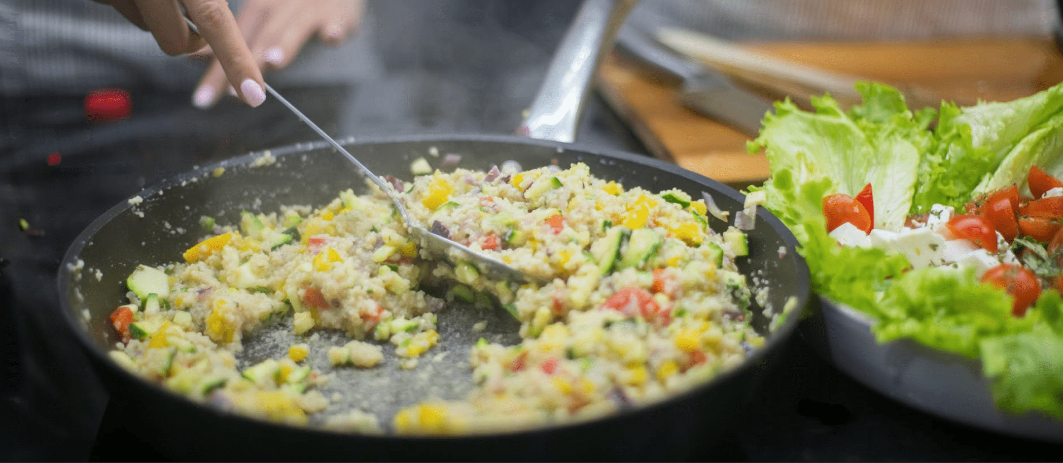 Bocaux de salade de quinoa d’ete au citron et a l’aneth
